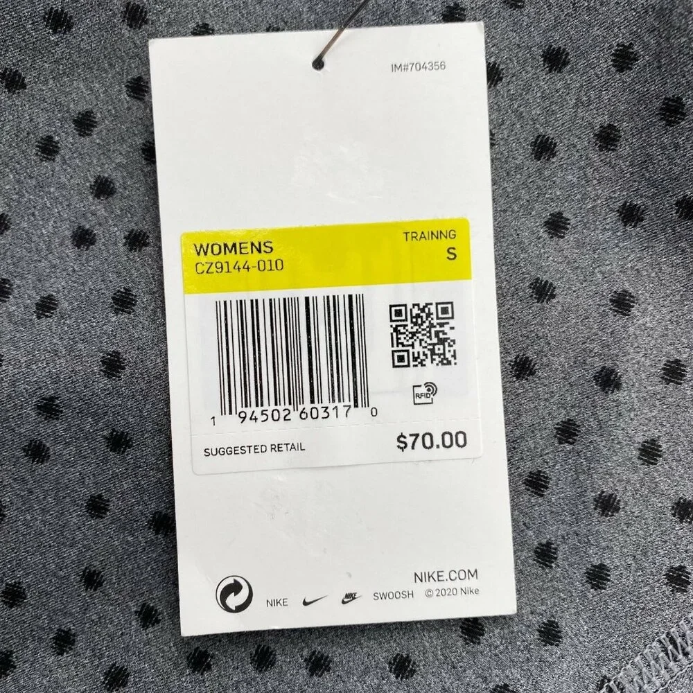 Nike nwt women